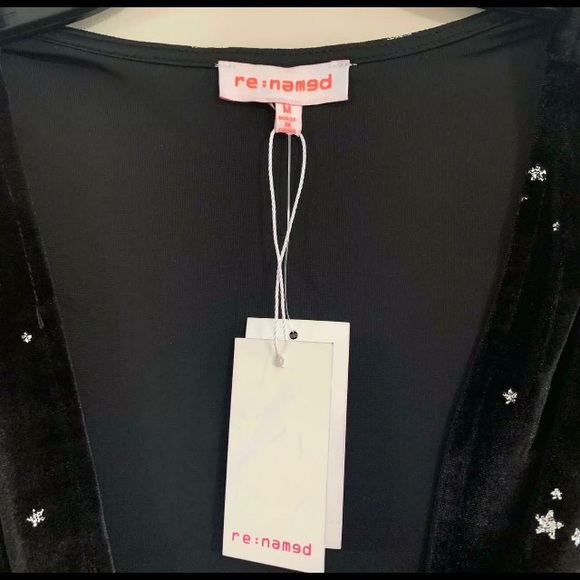 Re:Named velvet star print velvet wrap dress. M - Picture 7 of 9